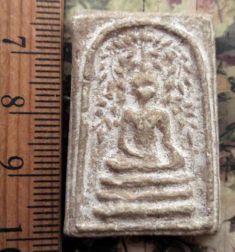 10 บาท กับ พระผงสมเด็จ ...Bi923