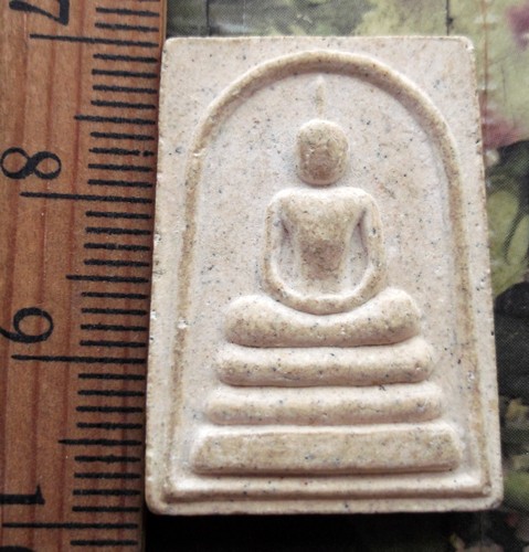 10 บาท กับ พระผงสมเด็จ ...Bi815