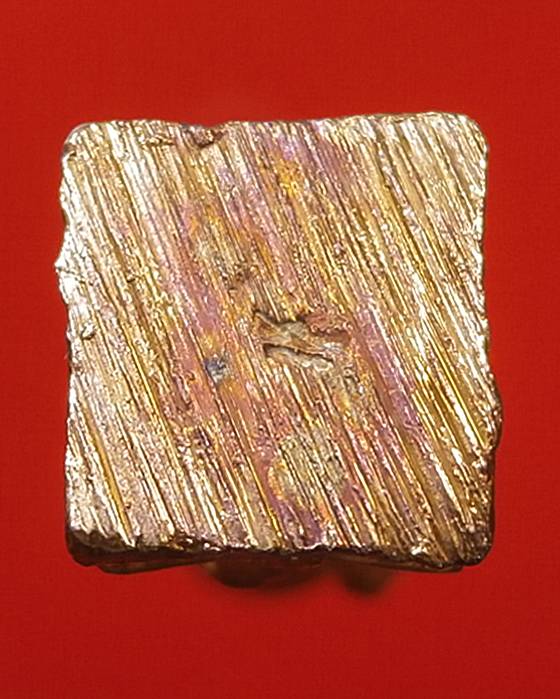 รูปหล่อนางกวัก (มีโค๊ดใต้ฐานไม่ทราบที่)