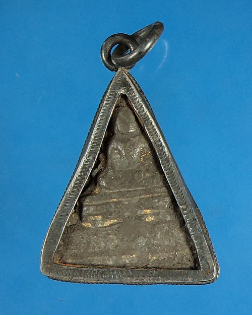 พระนางพญา เนื้อชินเงิน กรุวัดพระศรีรัตนมหาธาตุ สรรคบุรี ชัยนาท