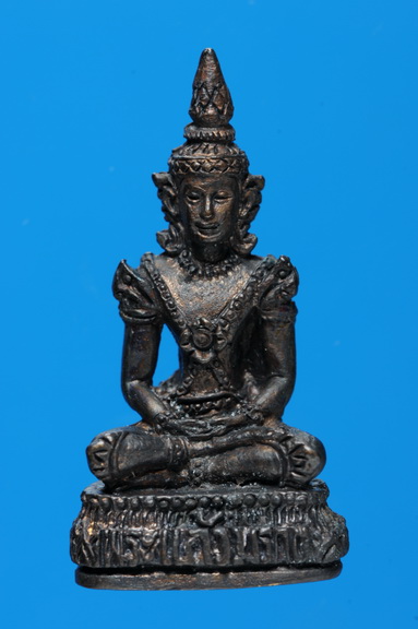 รูปหล่อพระแก้วมรกต รุ่นแรก