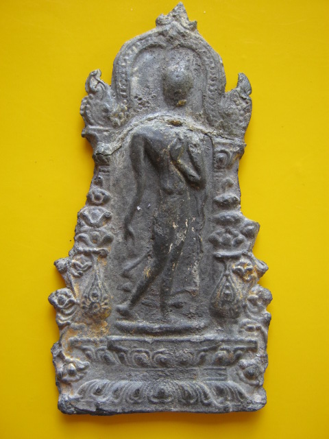 ลีลา ข้างแจกัน ชินเงิน กรุวัดราชบูรณะ