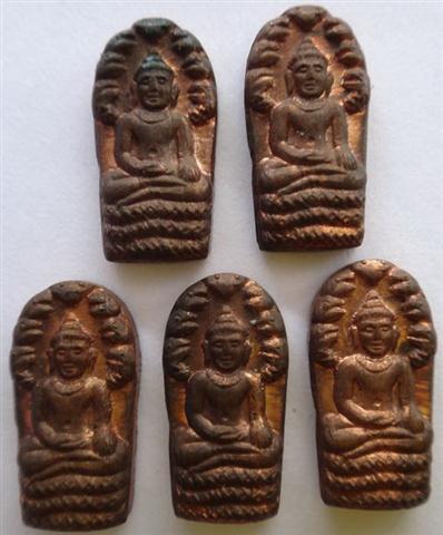 ปรกใบมะขามสะดุ้งกลับหลวงปู่ธรรมรังษี วัดพระพุทธบาทเขาพนมดิน 5องค์เคาะเดียว950