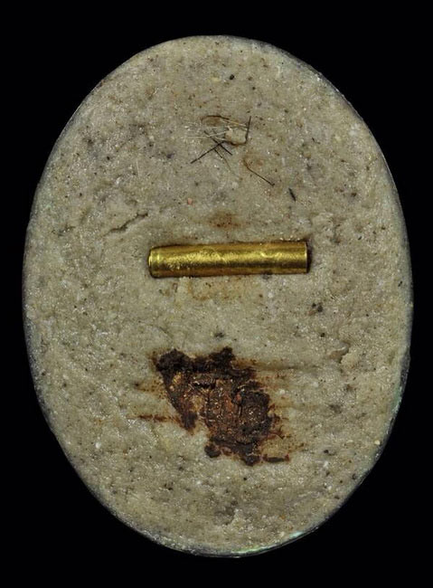 ล๊อกเก็ตฉากฟ้า รุ่นเกษาเพชร หลวงปู่ ญาท่านสวน วัดนาอุดม ปี 46