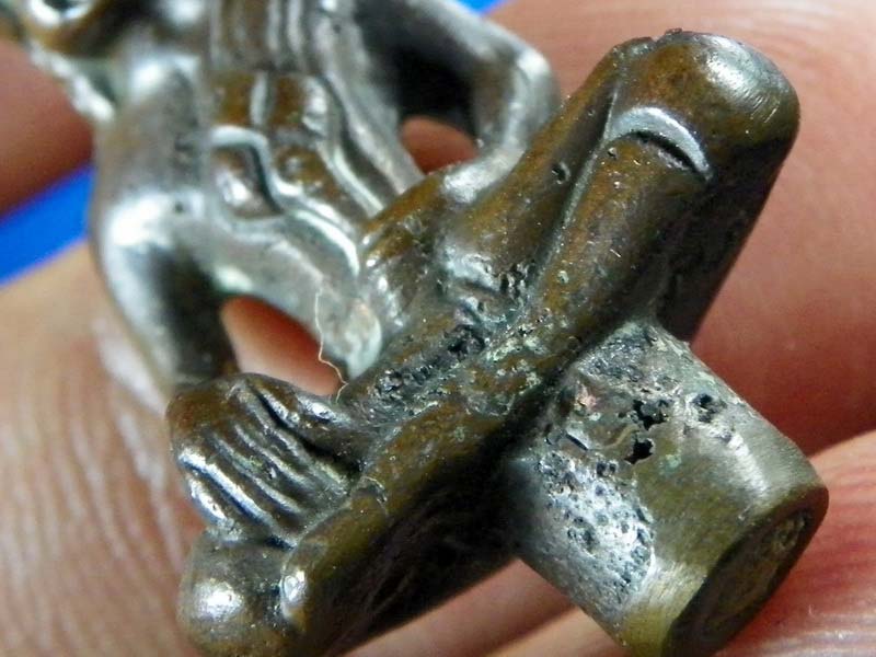 มันคักมันแฮงเสกแล้วเต็มดี...พระชัยเชียงรุ้ง พิมพ์เล็ก ปี 46 หลวงปู่.ญาท่านสวน วัดนาอุดม