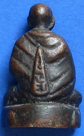 หล่อโบราณสมเด็จโตหลังยันต์2495