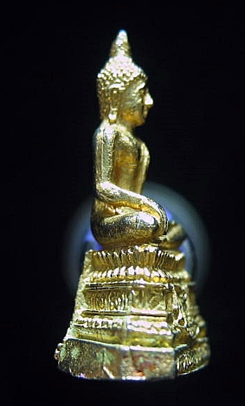 หลวงพ่อพระองค์แสน วัดพระธาตุเชิงชุมวรวิหาร จ.สกลนคร เคาะเดียว