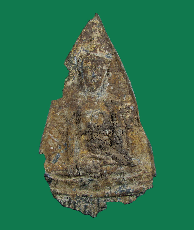 พระท่ากระดานหูช้าง กรุวัดเทวสังฆาราม(เหนือ) กาญจนบุรี เนื้อชินตะกั่วสนิมแดงครับ