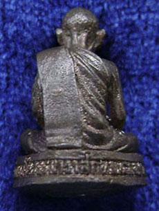 รูปหล่อ หลวงพ่อผล วัดเชิงหวาย  เนื้อนวะโลหะ  ปี 38