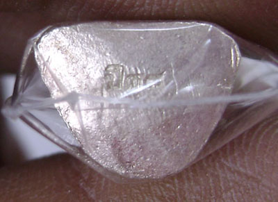 รูปหล่อหลวงพ่อผล วัดเชิงหวาย เนื้อเงิน  