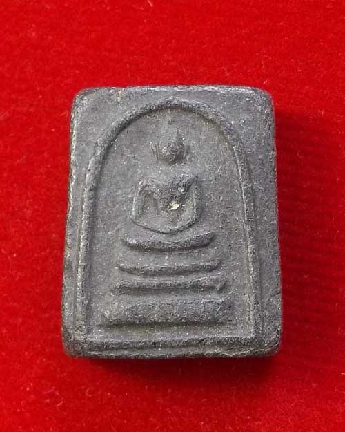 พระเนื้อผงไม่ทราบที่