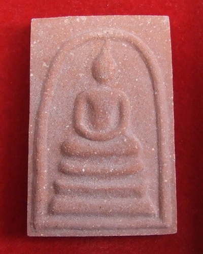 พระสมเด็จ ล.พ.แดง วัดเขาบันไดอิฐ เพชรบุรี ปี 2537 เนื้อแดง สภาพสวย กล่องเดิม