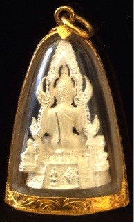 พระพุทธชินราช เนื้อเงิน เลี่ยมทอง 