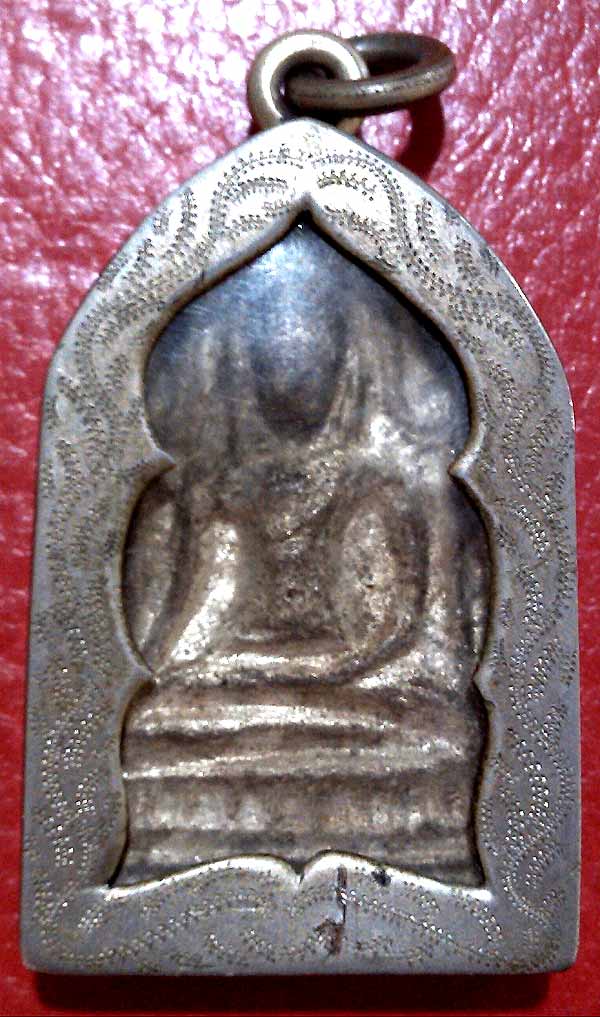 *อู่ทองนั่ง ฐานขีด ชินเงิน กรุวัดราชบูรณะฯ เลี่ยมเก่าๆ*