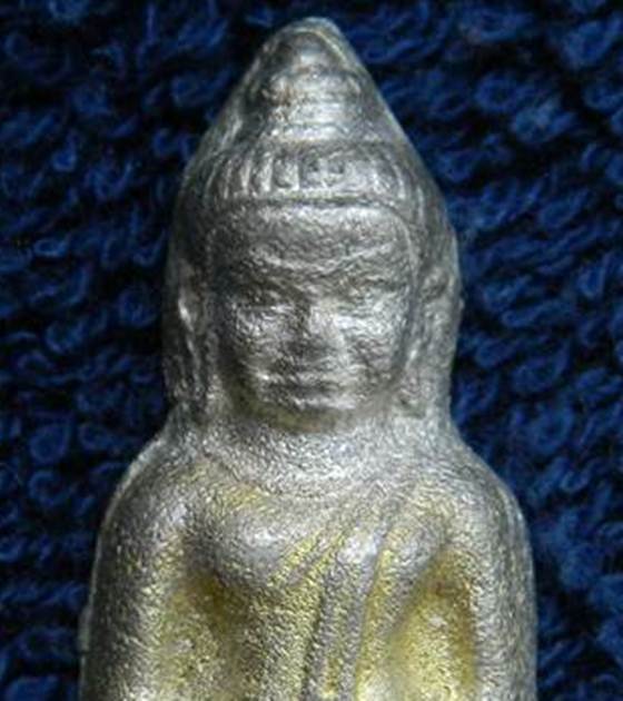 พระหูยานพิมพ์เล็ก เนื้อชินผิวปรอทน้ำทอง สวยเดิม