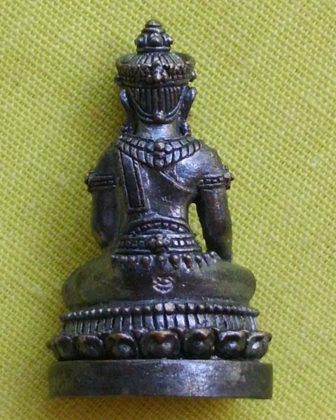 พระกริ่งชัยวัฒน์ จอมสุรินทร์มหาเศฐษฐี(โค้ดเลเซอร์ใต้ฐาน) หลวงปู่หงษ์ จ.สุรินทร์**เคาะเดียว**4**