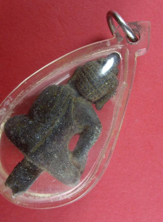 พระยอดธงเก่ามากๆ  ไม่ที่  องค์ใหญ่เนื้อดี  สวยมาก