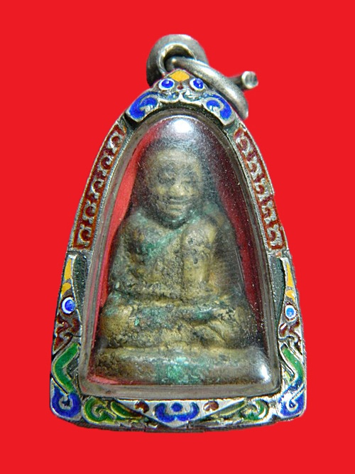 หลวงพ่อเงินบางคลานพิมพ์ นิยม หลวงพ่อพิธ สร้าง