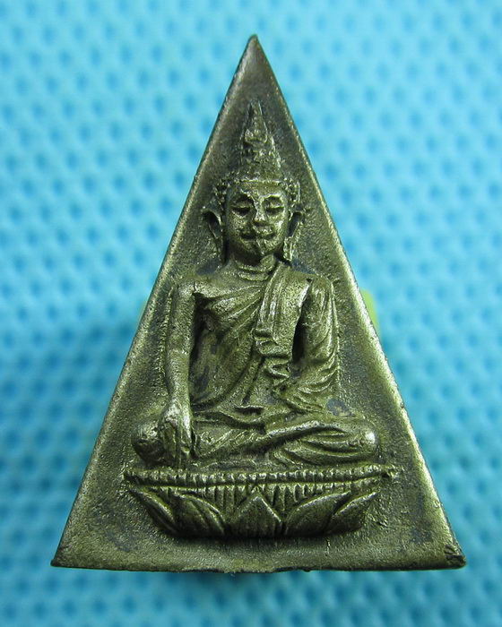 พระสมเด็จนางพญาจิตรลดา สก. 5 รอบ พิมพ์เล็ก เนื้อนวโลหะแก่เงิน..เริ่ม20บาท(28/06/57-37)