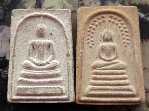 10 บาท กับ เหรียญพระผงสมเด็จ 2 องค์ ....WA63