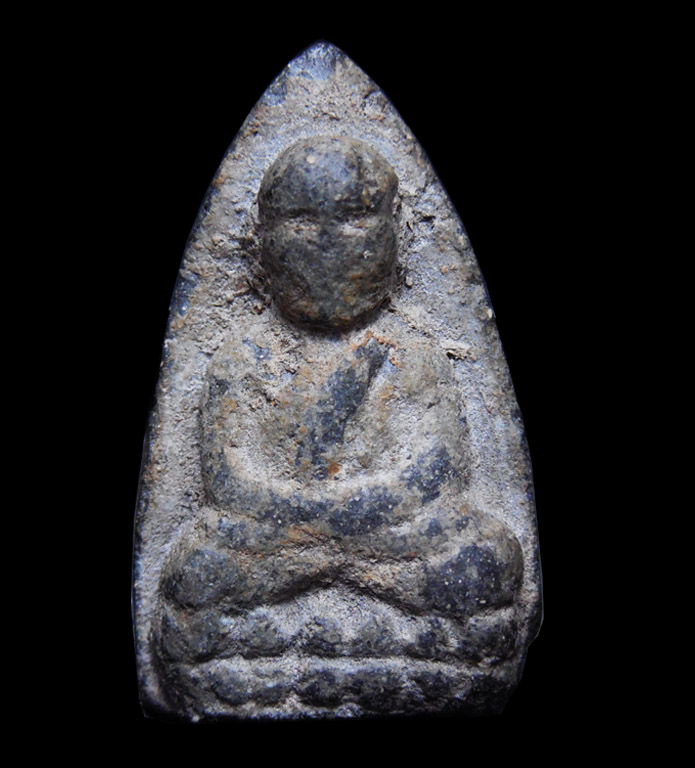พระหลวงปู่ทวดเนื้อว่าน วัดโพธิ์ ท่าเตียน (วัดพระเชตุพนฯ) ปี 2502