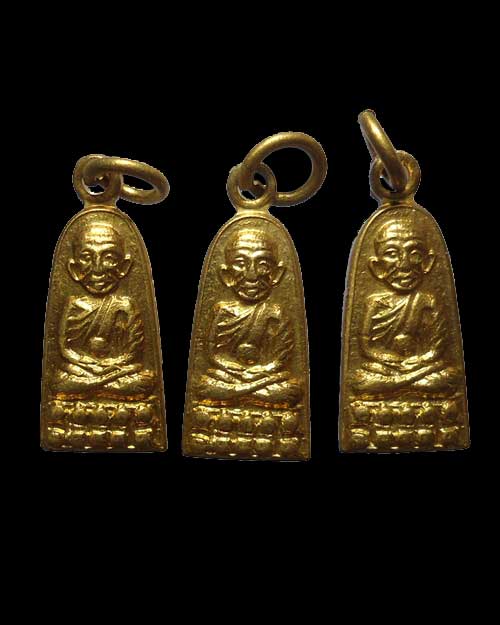 เคาะแรก @@@ หลวงพ่อทวด รุ่นทะเลซุง พิมพ์เล็ก กะไหล่ทอง ปี 2508 วัดช้างให้ 3 องค์