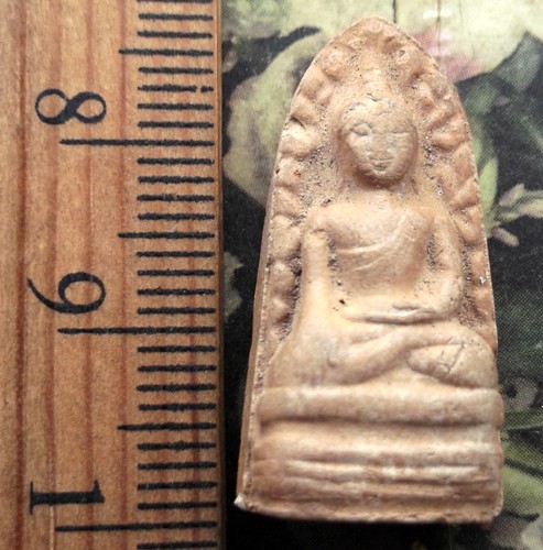 10 บาท กับ พระเนื้อดิน ..Bi960