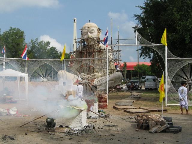 เหรียญหลวงปู่ทิมย้อนยุดครบรอบ 200 ปี โต๊ด ๙