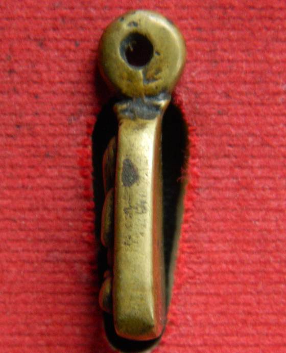 เหรียญหล่อพระปิดตา พิมพ์จอบเล็ก หลังจาร