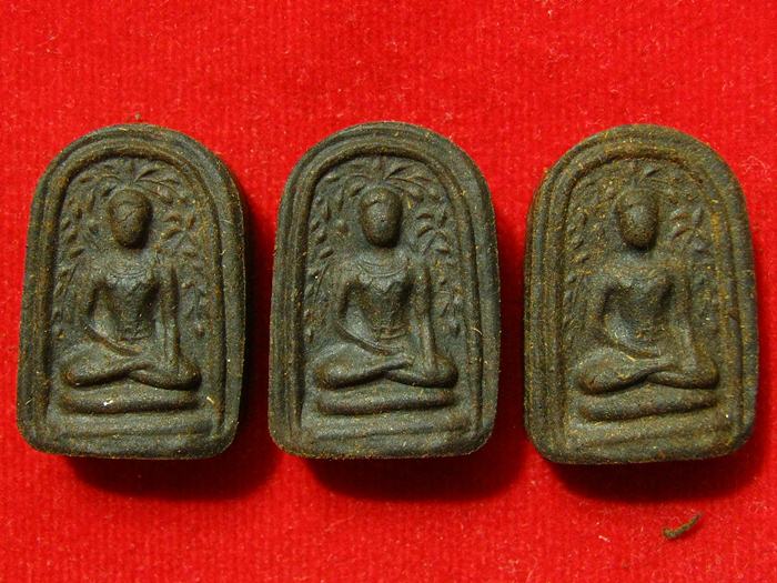 พระพิมพ์ เศียรโล้นเนื้อยาวาสนา จินดามณี หลวงปู่เจือปี 51.. เคาะเดียว 3 องค์