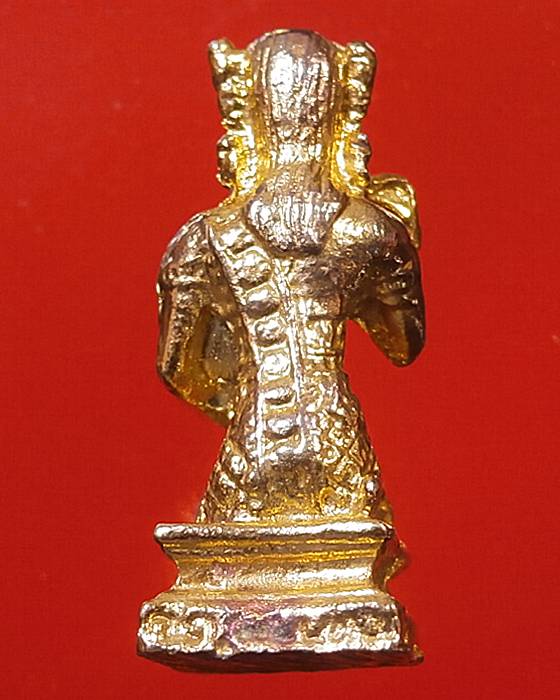 รูปหล่อนางกวัก (มีโค๊ดใต้ฐานไม่ทราบที่)