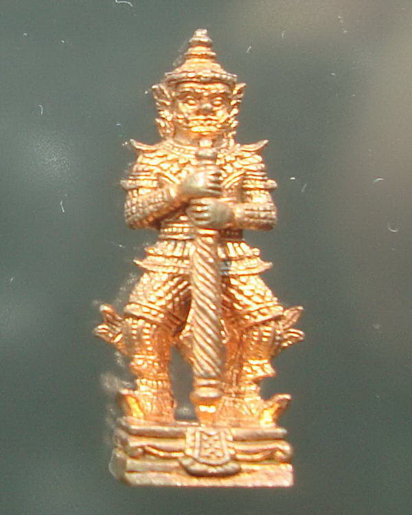 ท้าวเวสสุวรรณ หลวงปู่เจือ สวย พร้อมกล่องเดิม