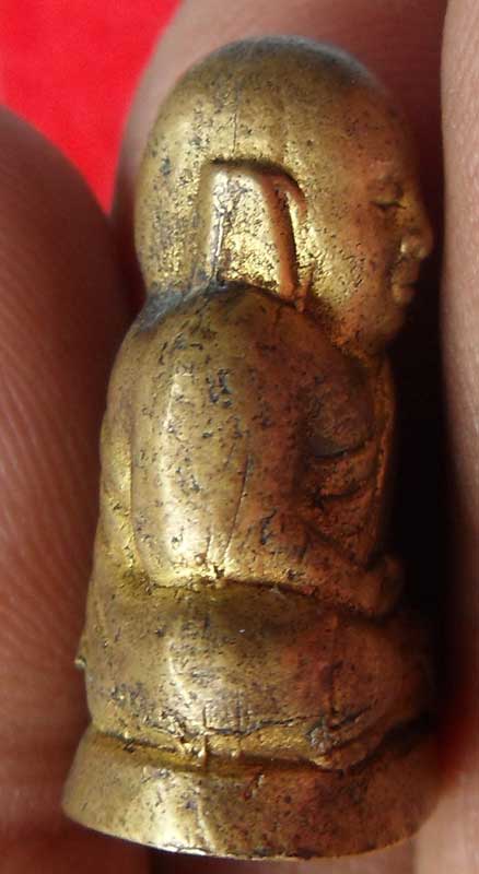 รูปหล่อหลวงพ่อเงินไม่ทราบที่