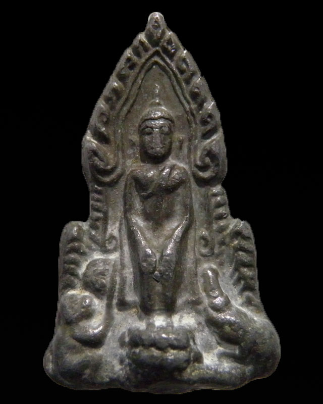 พระหล่อป่าเลไลย์หลวงปู่ลำภู วัดบางขุนพรหม  รุ่นแรก วัดไก่จ้น อยุธยา ปี ๒๕๑๖  