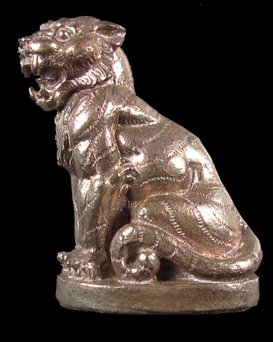 เสืออาคม เนื้อนวะ รุ่นแรก หลวงปู่คําบุ วัดกุดชมภู จ.อุบลราชธานี # ๕