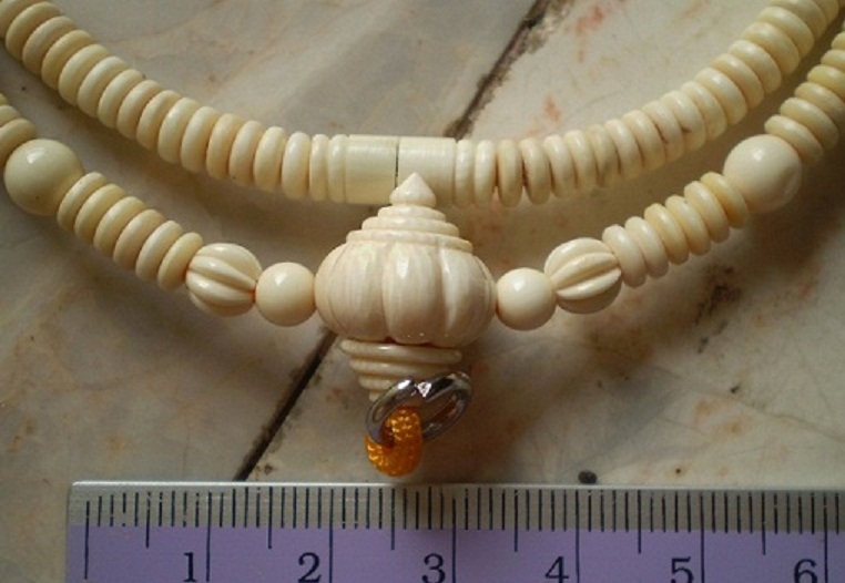 สร้อยงาช้างล้วน  ห่วงกลางหัวขุนมะยม  เคาะเดียว  