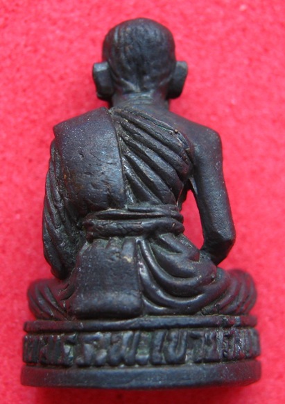 รูปหล่อหลวงพ่อยิด วัดหนองจอก รุ่นสร้างอาคาร โรงพยาบาลเขาย้อย จ เพชรบุรี ปี2537