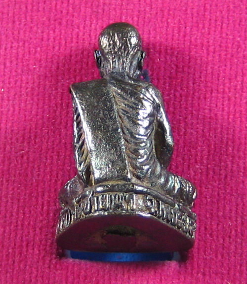   รูปหล่อรุ่นแรก หลวงพ่อตัดวัดชายนา รุ่นแรก ปี ๔๐ สวยมาก