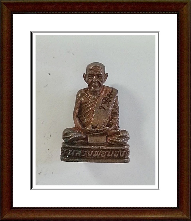 กริ่งรูปเหมือนหลวงพ่อนอง วัดทรายขาว องค์ละ 3,500 บาท