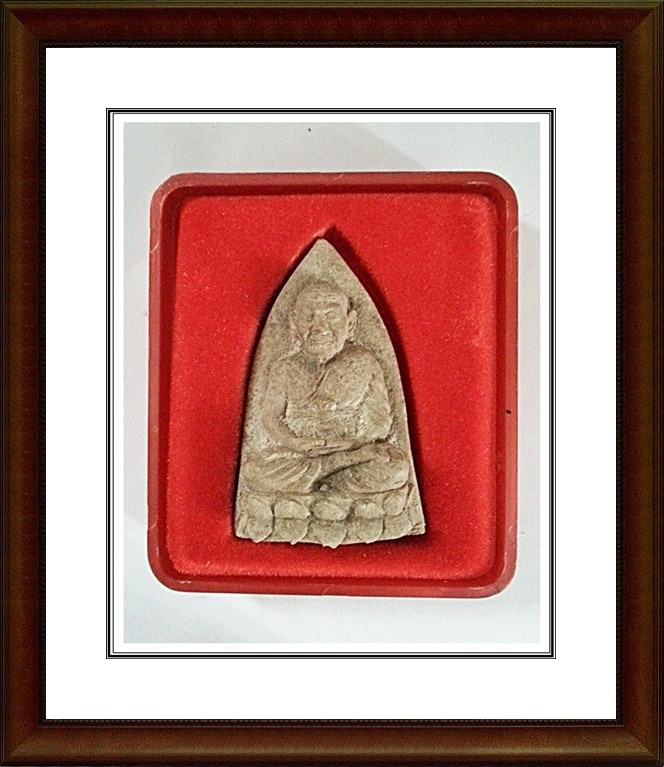 หลวงปู่ทวด อาจารย์นอง วัดทรายขาว องค์ละ 2000 บาท