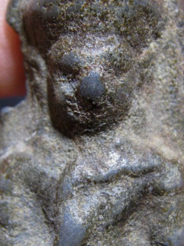 พระร่วงยืนประทานพร เนื้อชินเขียว จ.สุโขทัย ไขน้อย ราคาเบา ๆ 