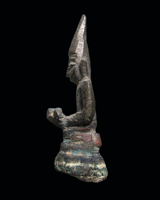 ราคาเท่า"ทุน" เคาะเดียว พระเชียงรุ้ง พิมพ์เทวดาถวายข้าวทิพย์ เนื้อสำริด