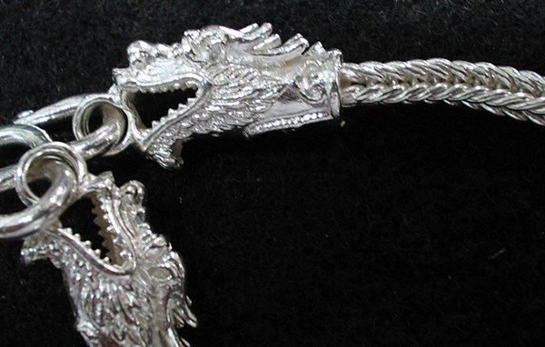 สร้อยหัวมังกร เนื้อเงิน 925 น้ำหนัก 3.5 บาท ขนาด 26 นิ้ว (ของเก่าครับ)