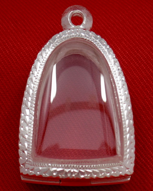 ตลับเงิน 95% สำหรับใส่รูปหล่อหลวงพ่อเงิน วัดบางคลาน พิมพ์นิยม หรือ.รูปหล่อขนาดกลางทั่วไป