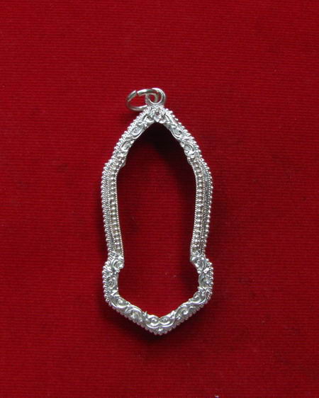 กรอบเงิน ยกซุ้ม  สำหรับ พระลีลา 25 พุทธศตวรรษ  เนื้อชิน # 16