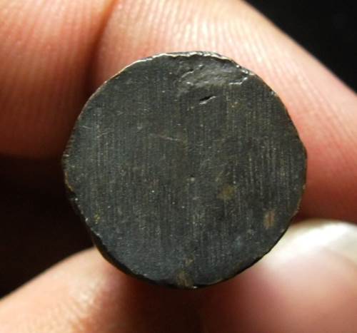 พระประจำวันพุธ อุ้มบาตร หล่อโบราณ เนื้อทองผสมรมดำ ไม่ทราบที่