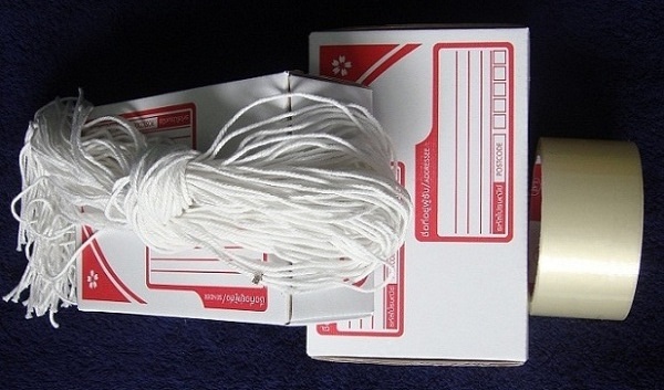 300 บาท///กล่องไปรษณีย์ไดคัทสีขาว No. 0 ขนาด 11*17*6ซม. + เชือก เทปกาวใสม้วนใหญ่