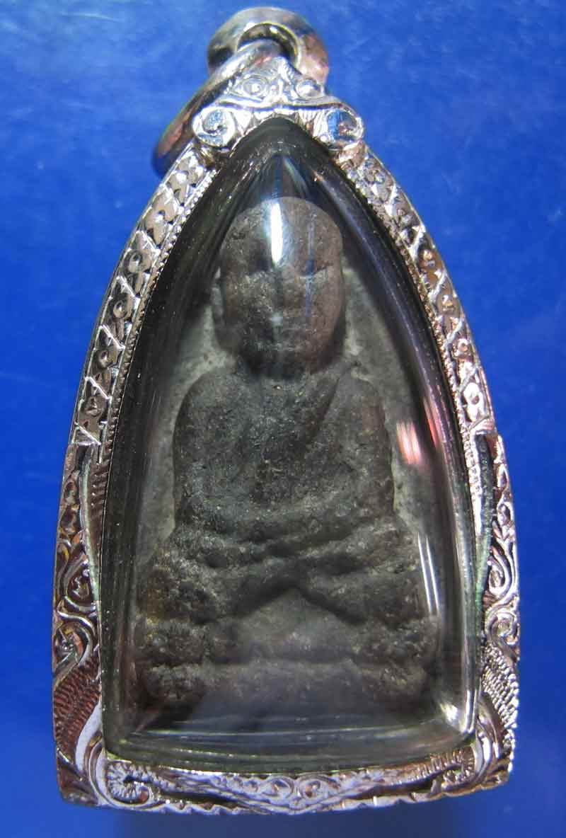 หลวงปู่ทวด พิมพ์ใหญ่ เนื้อว่านสวย  ไม่ทราบวัด
