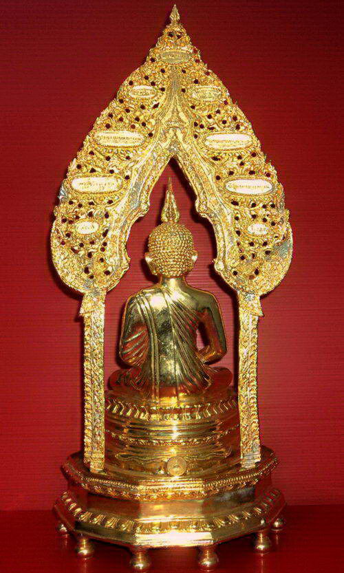 *พระนิรันตรายบูชา วัดพระปฐมเจดีย์ กะไหล่ทอง สูง 18.5 นิ้ว สว ยงามมากค่ะ*
