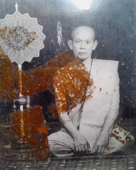 รูปหล่อรุ่นแรก หลวงพ่ออู๋ วัดโพทะเล จังหวัดพิจิตร